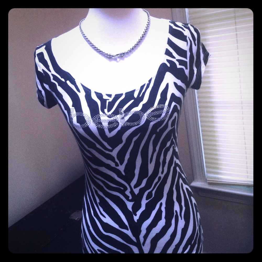 Bebe Fitted Zebra Tee 🦓 🦓 🦓